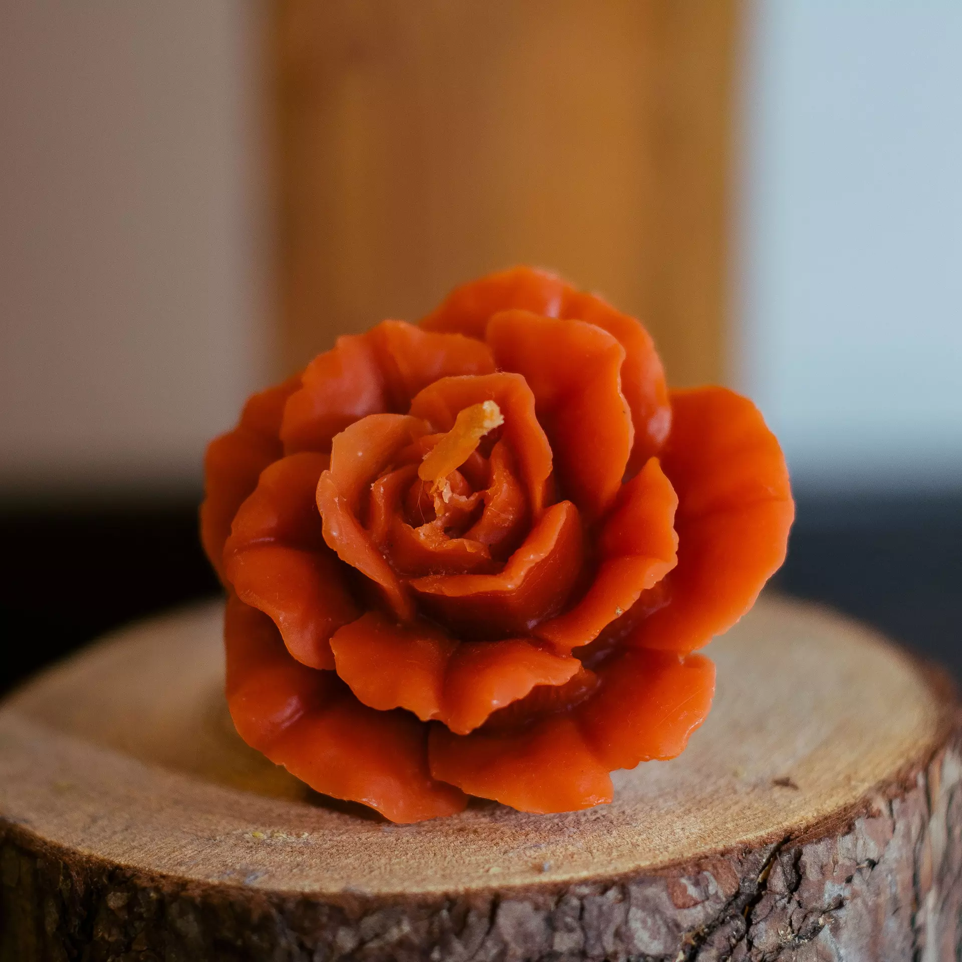 Barwiona Świeca Czerwona Róża Świeczka z Wosku Pszczelego