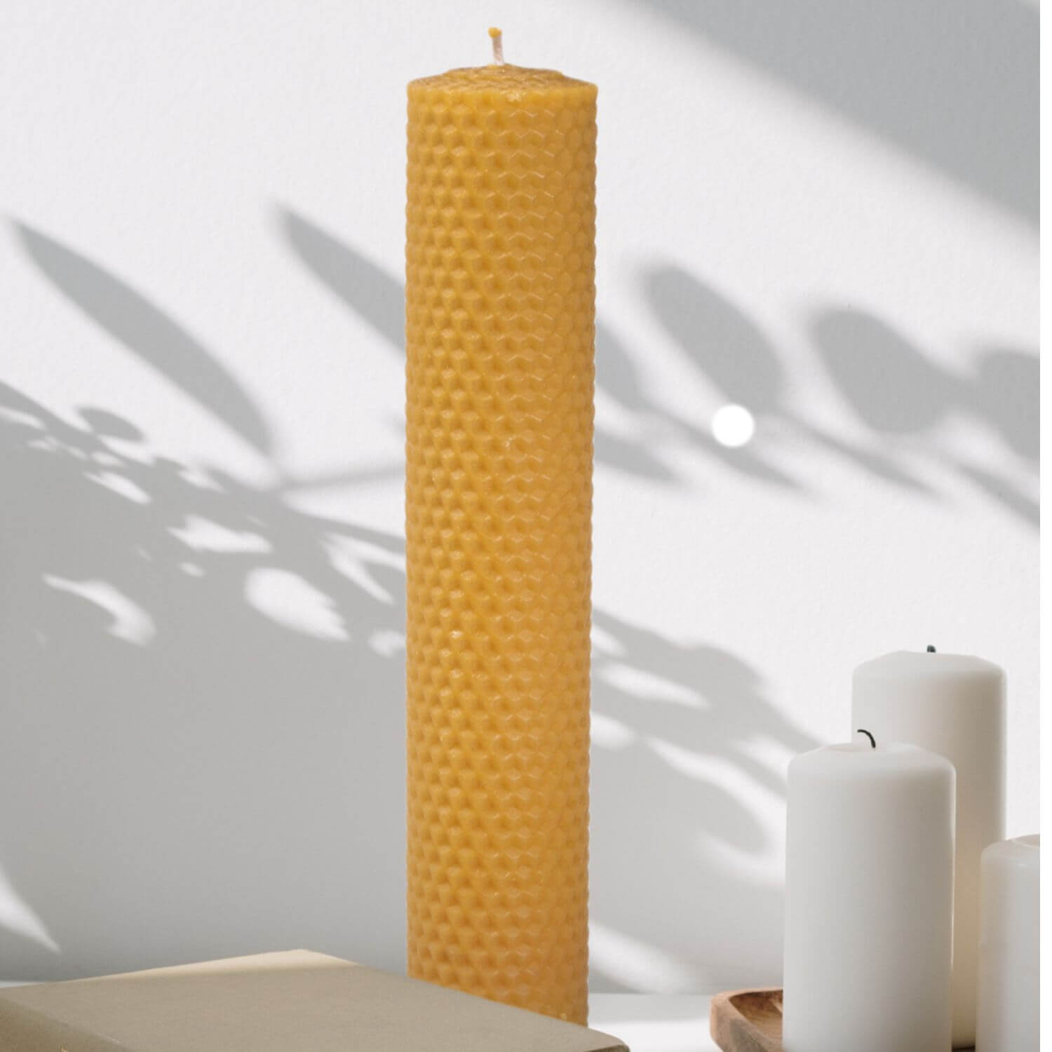 Duża Świeca z Węzy Pszczelej - obrazek 2