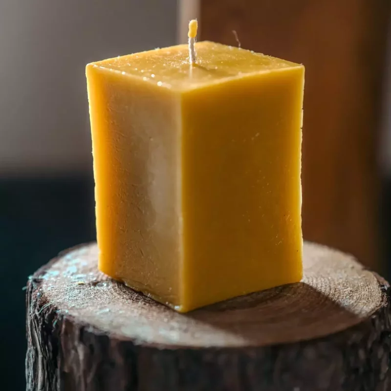 Świeca Prostopadłościan Gładki Średni Świeczka z Wosku Pszczelego