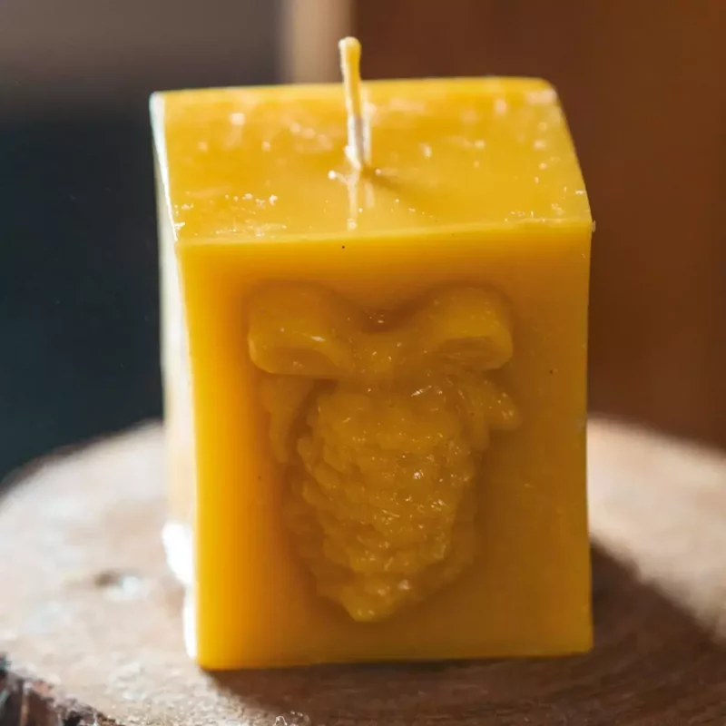 Świeca Sześcian z Szyszką Świeczka z Wosku Pszczelego