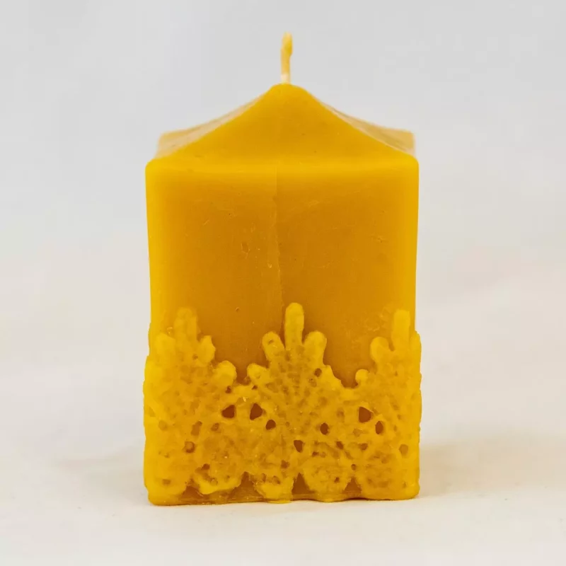 Świeca Kostka z Koronką Świeczka z wosku pszczelego