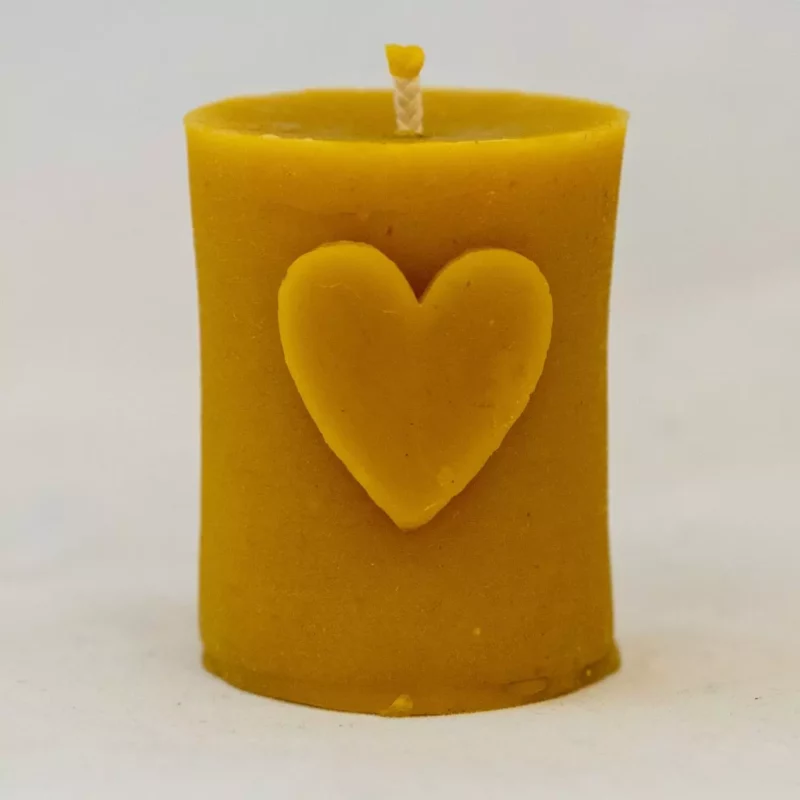 Świeca Walec z Sercem Świeczka z wosku pszczelego
